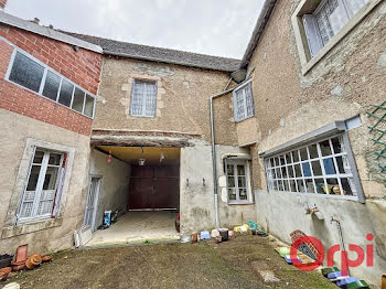 maison à Ainay-le-Château (03)