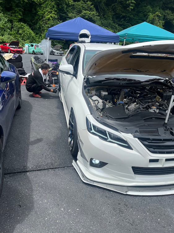 マークXのyzサーキット・楽しくサーキット走行・ドリ車に関するカスタム事例の投稿画像2枚目