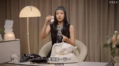 All The Items That BLACKPINK's Jennie Always Carries Around In Her