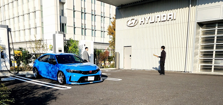 シビックタイプRのICONIQ5N・みなとみらい・おしゃべりタイムに関するカスタム事例の投稿画像1枚目