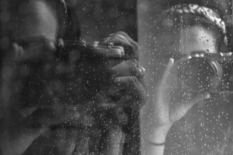 selfpotrait in the rain di francesca bolla