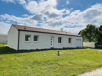 maison à Saint-André-de-Lidon (17)