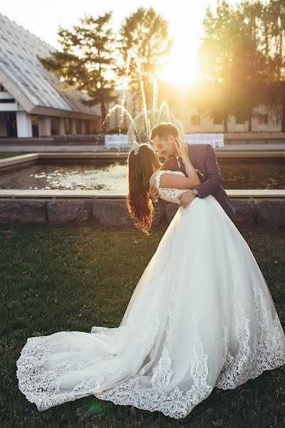 Bröllopsfotograf Olesya Sapicheva (sapicheva). Foto av 17 juni 2018