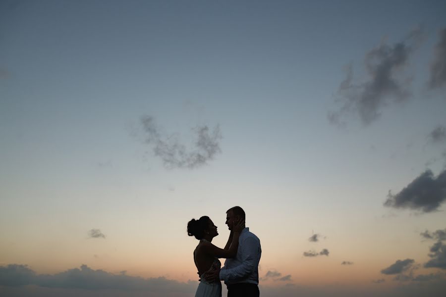 Fotógrafo de bodas Maryana Sharabura (sunnydays). Foto del 8 de diciembre 2016