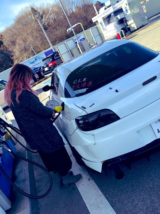 RX-8の納車しました・クリスマスプレゼントは車でした・なかなかのイケメンでしょ？に関するカスタム事例の投稿画像2枚目