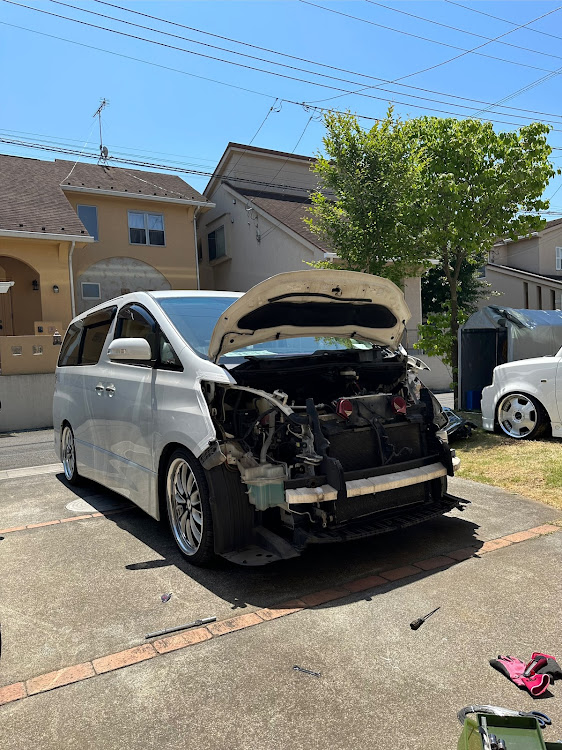 ヴェルファイアの20ヴェルファイア・ヴェル・ヴェルファイア・ヴェルファイア 20前期・車検戻しに関するカスタム事例の投稿画像1枚目