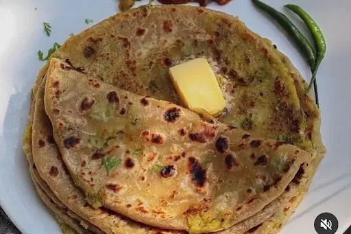 Aloo Pyaz Paratha