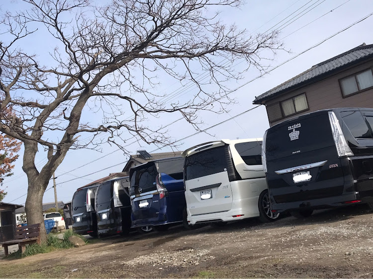 セレナの花魁Racing・関西弐伍保存會・Daiya Forest・25セレナ・あのベンチに関するカスタム事例の投稿画像5枚目