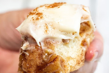 Apple Cinnamon Rolls