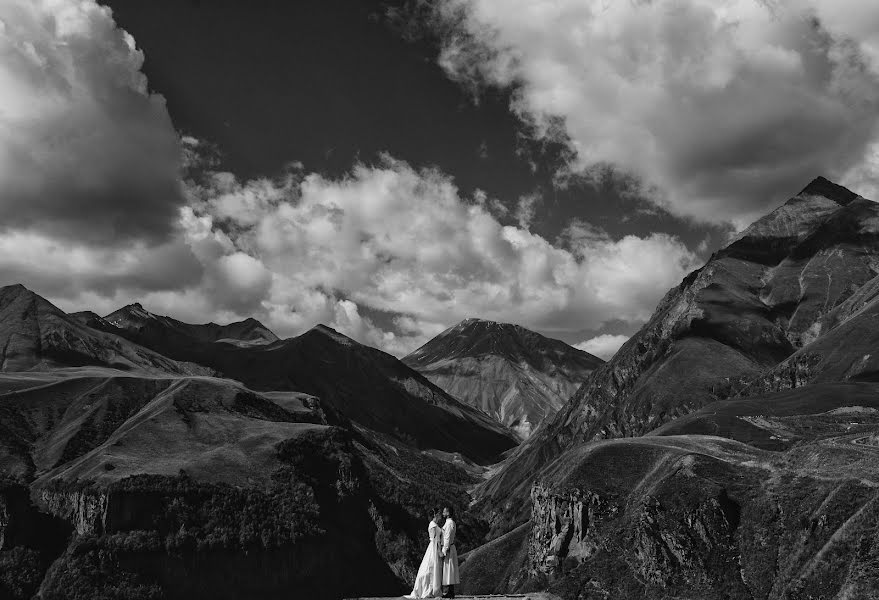 Fotógrafo de casamento Giorgi Mikeladze (mikeladze). Foto de 25 de outubro 2022