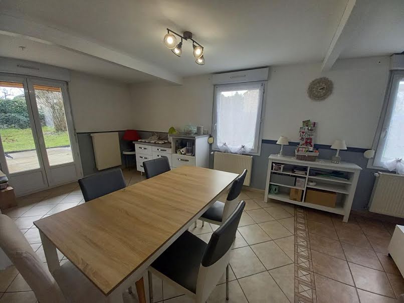 Vente maison 6 pièces 105 m² à Charmoille (70000), 200 000 €