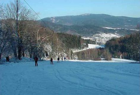 Sjezdovka ve Ski Areálu Miroslav.