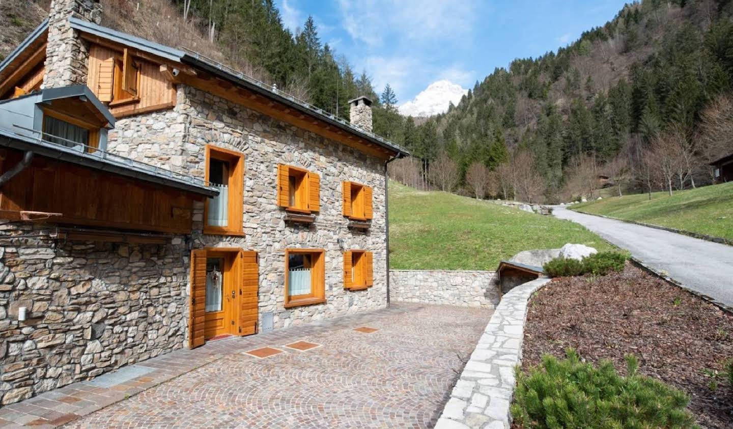 Corps de ferme avec jardin Valle di Cadore