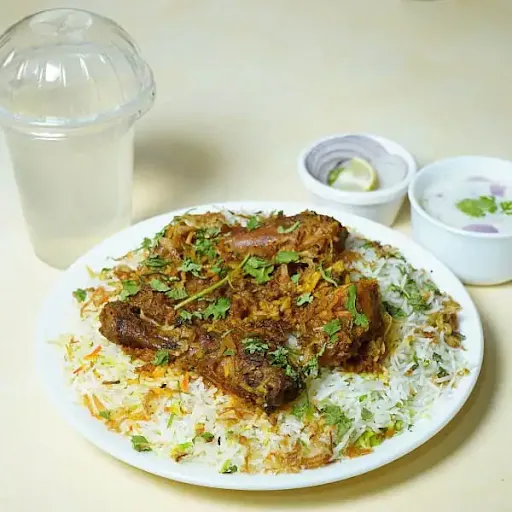 Chicken Hyderabadi Dum Biryani With Lemonade