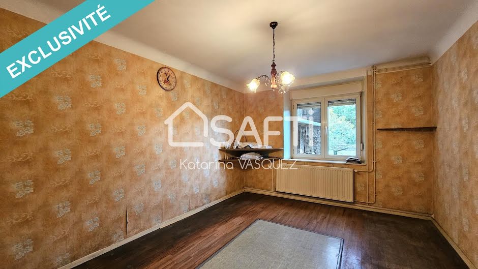 Vente maison 8 pièces 165 m² à Laudrefang (57385), 110 000 €