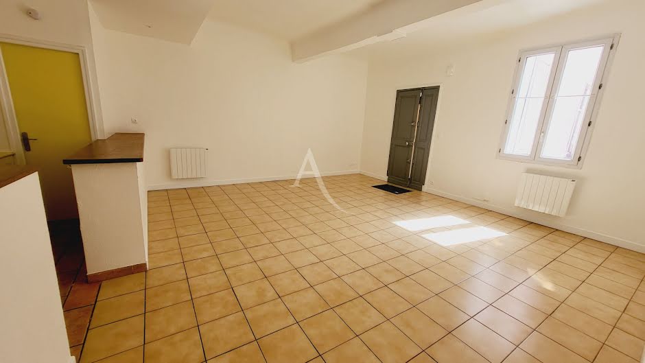 Location  appartement 3 pièces 73.82 m² à Carcassonne (11000), 616 €