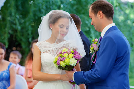 Fotógrafo de casamento Tina Markovkina (shell). Foto de 28 de outubro 2015