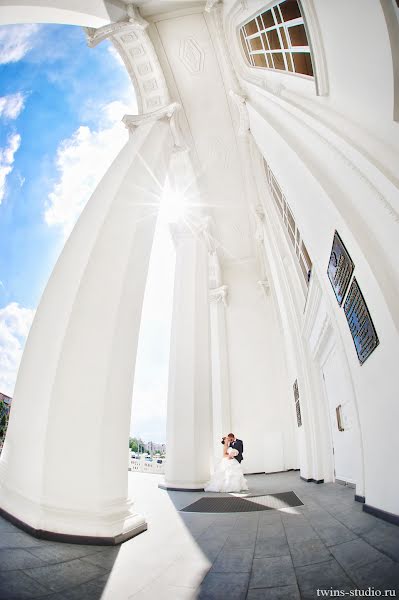 Wedding photographer Andrey Savchenko (twinsweddings). Photo of 25 September 2015