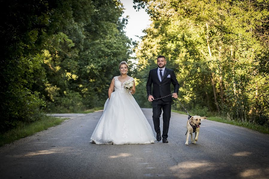 Wedding photographer Ionut-Silviu S (ionutsilvius). Photo of 27 December 2022