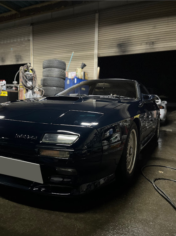 RX-7のレストア完了・納車近し・RX-7 6台入庫中に関するカスタム事例の投稿画像1枚目