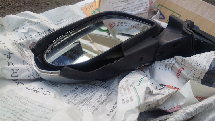 MAXの事故修理・ヤフオク万歳に関するカスタム事例の投稿画像1枚目