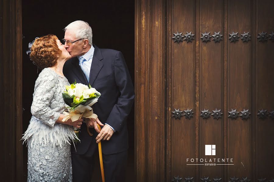 Wedding photographer Saul Vidiella (fotolatente). Photo of 21 July 2022