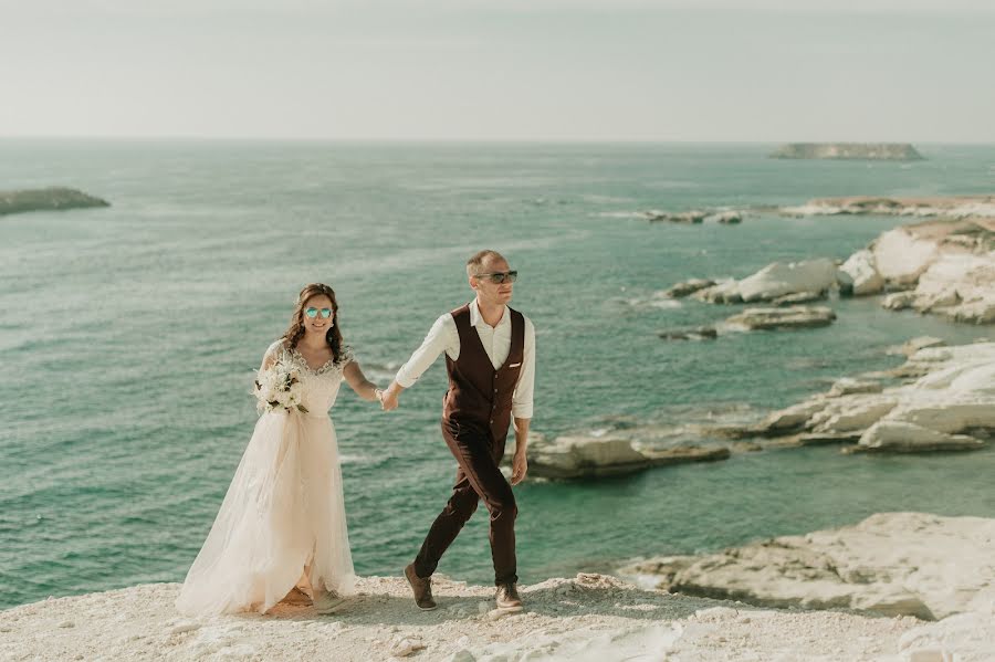 Wedding photographer Kristina Shatkova (kristinashatkova). Photo of 17 October 2019