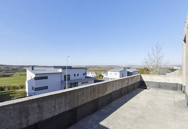 Apartment with terrace 18