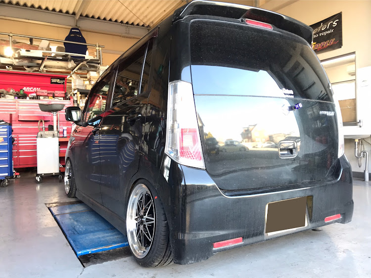 ワゴンRスティングレーのスズキ ワゴンR スティングレー mh23s・カスタム初心者・車高調整・コロナウイルスに負けるなに関するカスタム事例の投稿画像2枚目