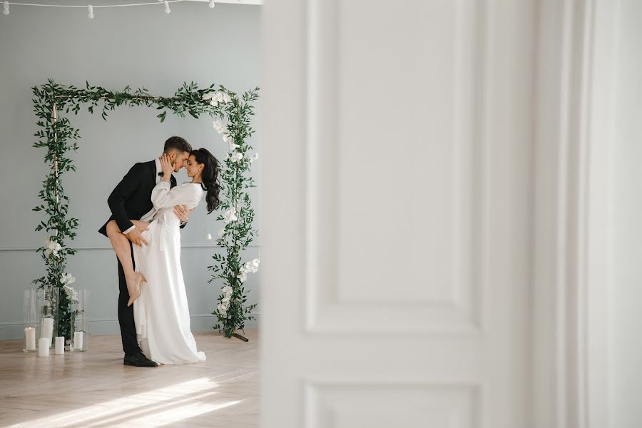 Wedding photographer Oksana Saveleva (tesattices). Photo of 17 March 2020