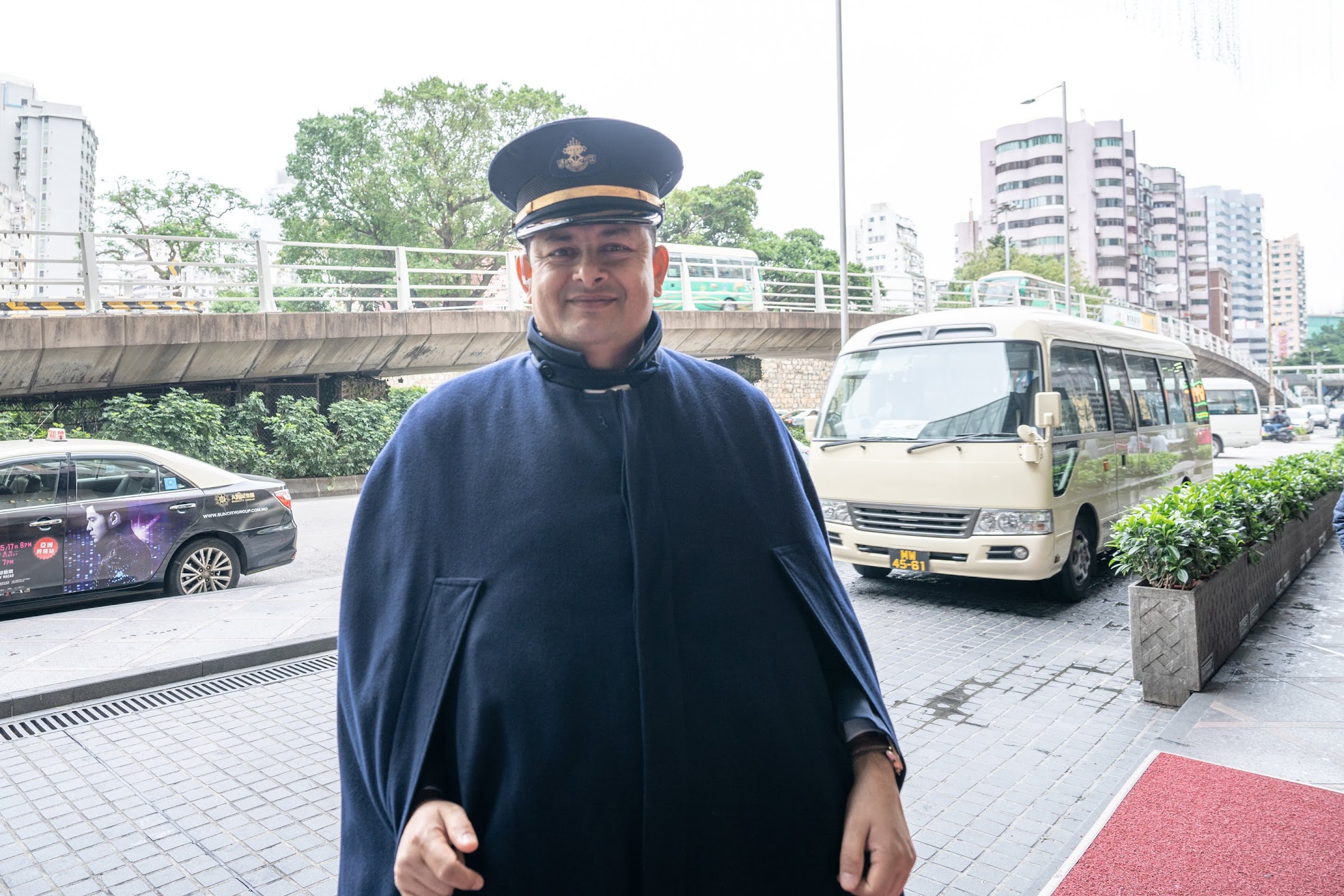 Macau Hotel Lisboa doorman