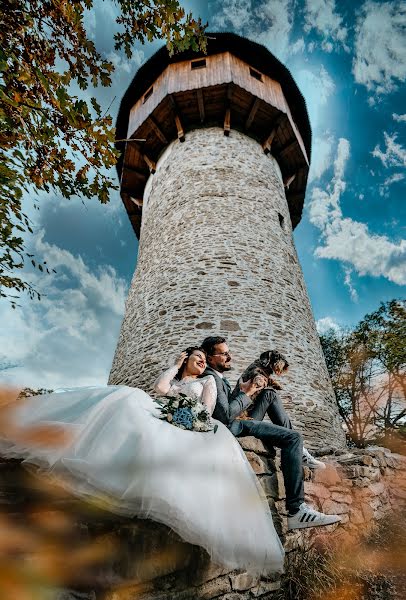 Wedding photographer Zsolt Colcer (zsoltcol). Photo of 14 October 2021