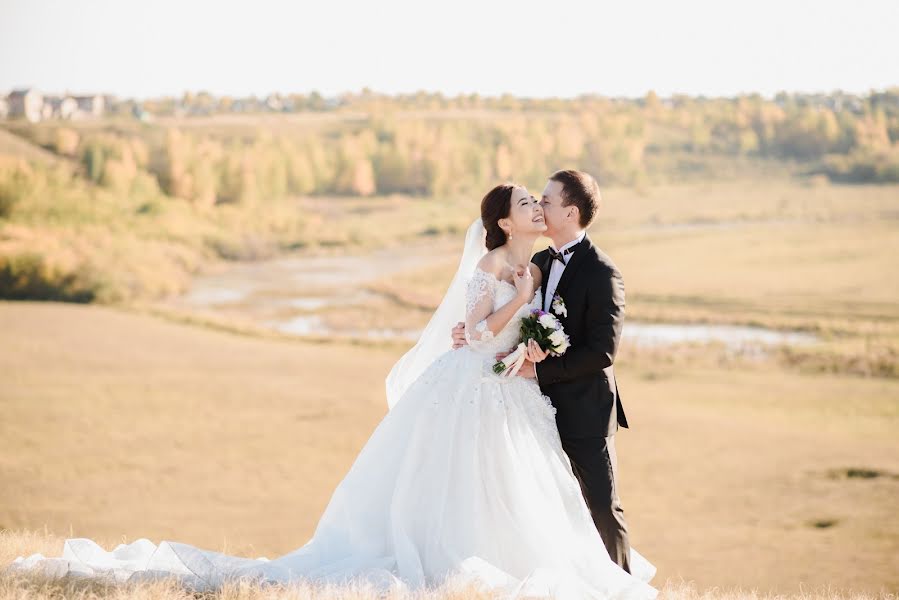 Wedding photographer Vladimir Vershinin (fatlens). Photo of 10 October 2016