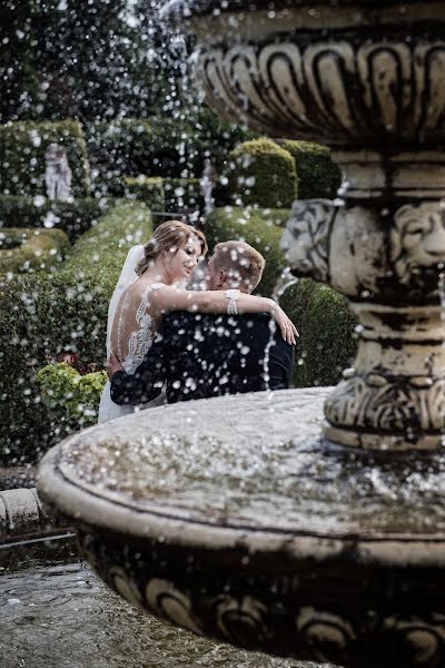 Wedding photographer Tomek Aniuksztys (aniuksztys). Photo of 7 October 2018