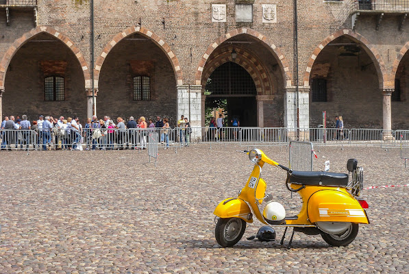 Dammi una Vespa e ... di Wilmanna