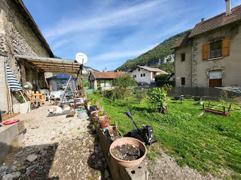 maison à La Burbanche (01)