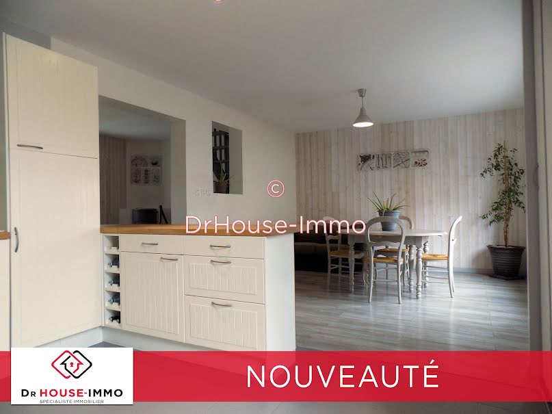 Vente maison 4 pièces 78 m² à Angouleme (16000), 156 500 €