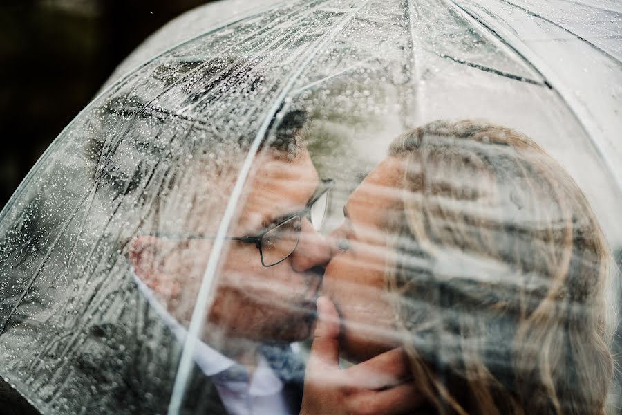 Fotógrafo de casamento Marian Vaňáč (fotomarian). Foto de 2 de maio 2023