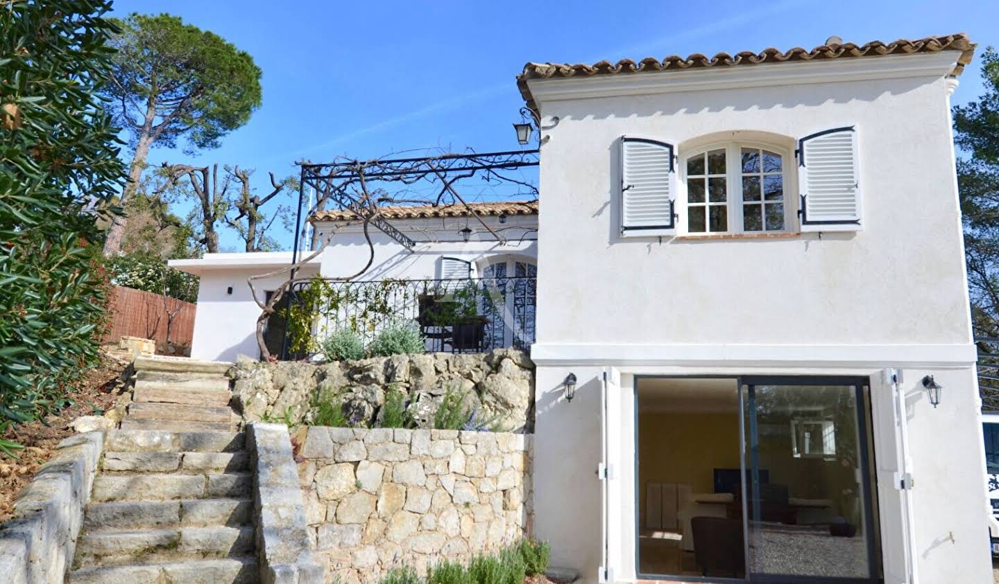 Maison avec piscine et terrasse Opio