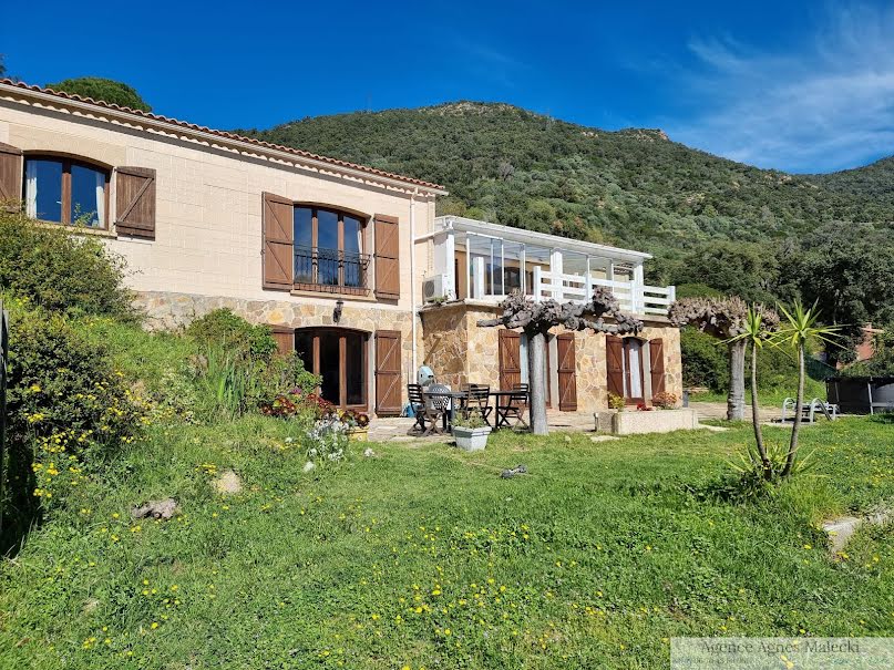 Vente villa 9 pièces 280 m² à Le Lavandou (83980), 1 350 000 €