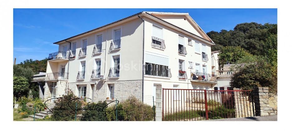 Vente maison 51 pièces 1130 m² à Bollene (84500), 2 200 000 €