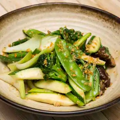 Stir-Fried Vegetables With Burnt Garlic