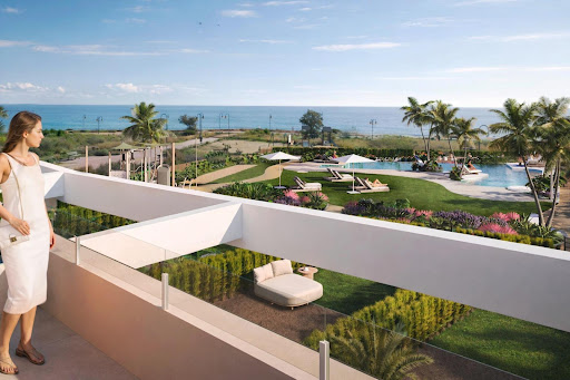 House with pool and terrace 2