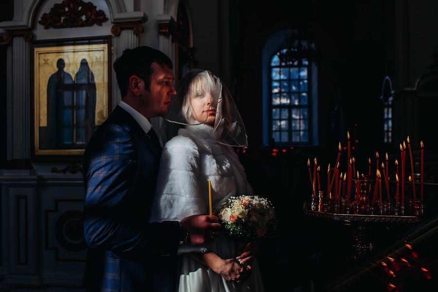 Свадебный фотограф Андрей Козяков (matadoromsk). Фотография от 11 марта 2019