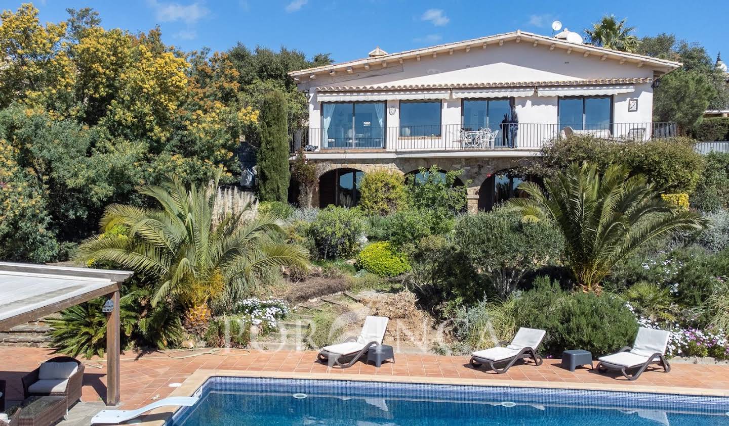 Villa with pool and terrace Conjunt de Castell d'Aro