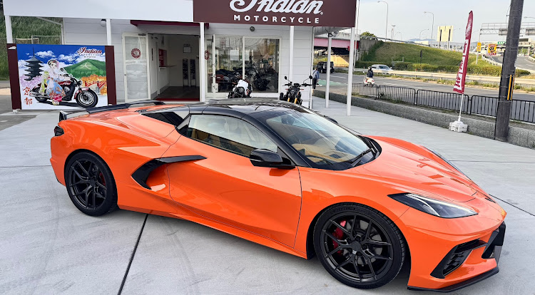 コルベット コンバーチブルのC8コルベット・コンバーチブル・オレンジ・カスタム・アメ車に関するカスタム事例の投稿画像2枚目