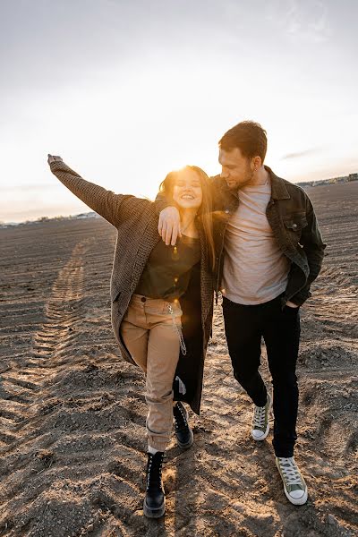 Wedding photographer Margarita Domarkova (mdomarkova). Photo of 16 May 2020