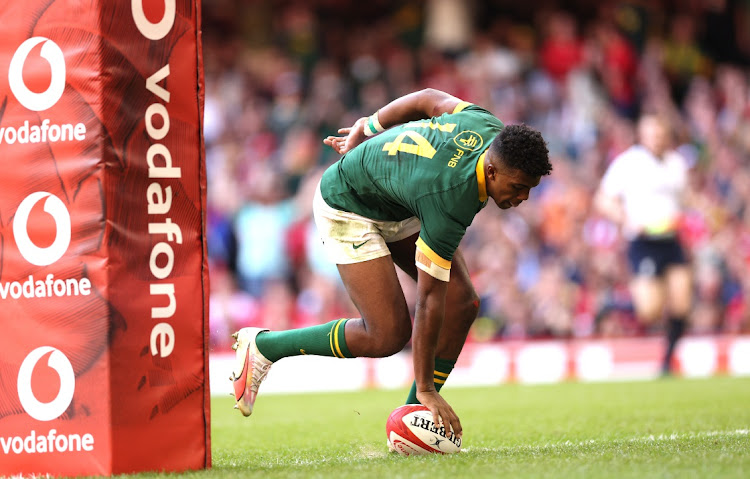 Canan Moodie scores a try in the Springboks Test agaist Wales at Principality Stadium in Cardiff on Saturday.