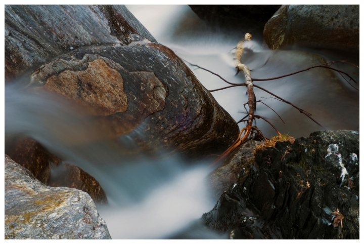 Tra le rocce del torrente di hylablu