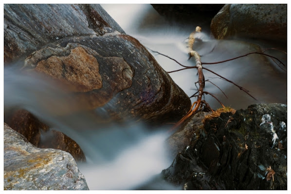 Tra le rocce del torrente di hylablu